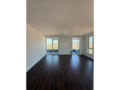 Sauk i Ri, Tirana, Albania