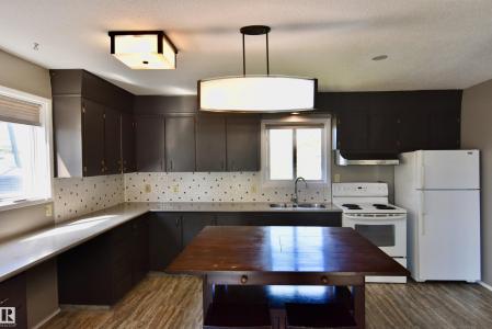 4930 44 AVENUE, St. Paul Town, Alberta T0A 3A4, Canada