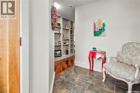 301 1602 1ST STREET E, Prince Albert, Saskatchewan S6V 1G7, Canadá