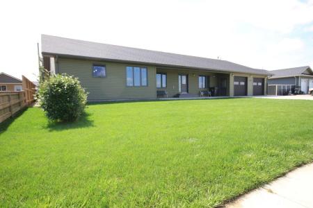 212 3 STREET N, Grassy Lake, Alberta T0K 0Z0, Canada