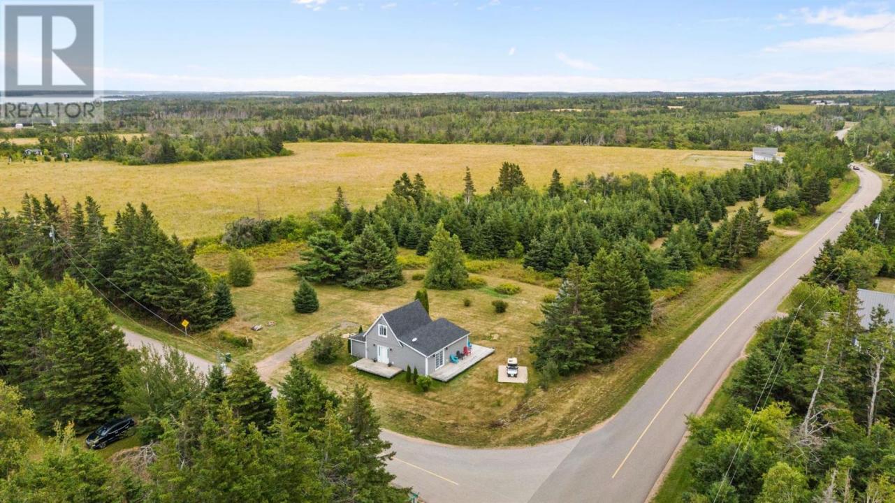 10 CREEK ROAD, St. Peter's Harbour, Ilha De Prince Edward C0A 1S0, Canadá