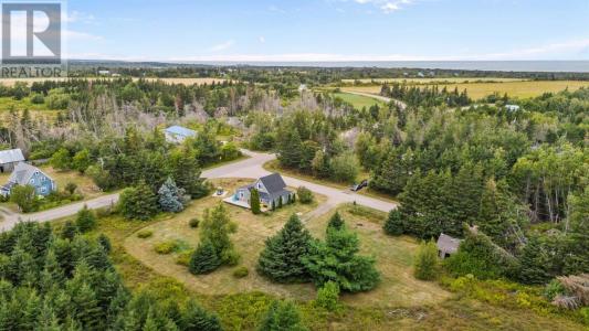 10 CREEK ROAD, St. Peter's Harbour, Ilha De Prince Edward C0A 1S0, Canadá