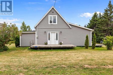 10 CREEK ROAD, St. Peter's Harbour, Ilha De Prince Edward C0A 1S0, Canadá