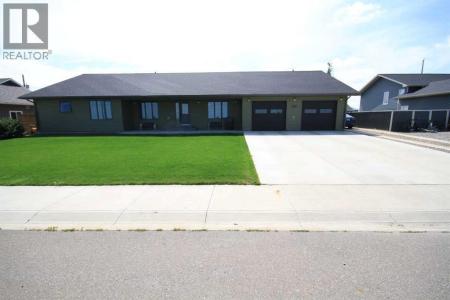 212 3 STREET NORTH, Grassy Lake, Alberta T0K 0Z0, Canada