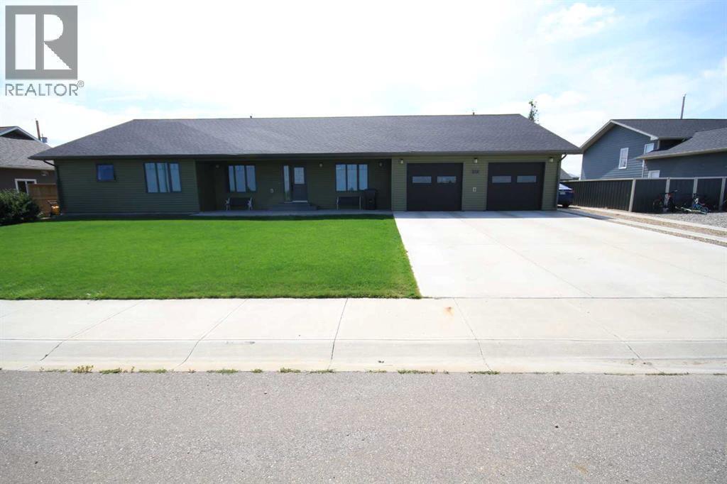 212 3 STREET NORTH, Grassy Lake, Alberta T0K 0Z0, Canada