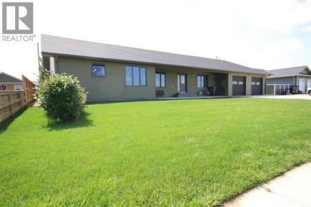 212 3 STREET NORTH, Grassy Lake, Alberta T0K 0Z0, Canada