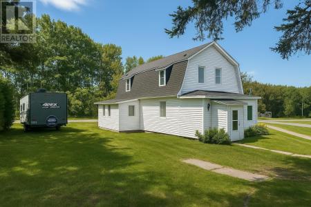 4 RIVERVIEW ST, Nipigon, オンタリオ P0T 2J0, カナダ