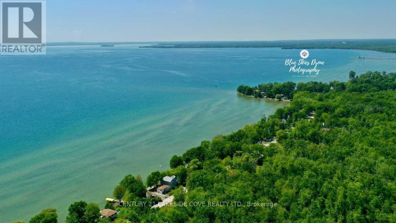 2592 LAKESHORE DRIVE, Ramara (brechin), Ontario L0K 1B0, Canada