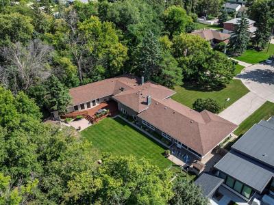 15 TOD DRIVE, Winnipeg, Манитоба R2M 1Y5, Канада