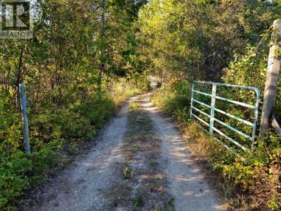 588 HAGEY ROAD, Creston, British Columbia V0B 1K0, Canada