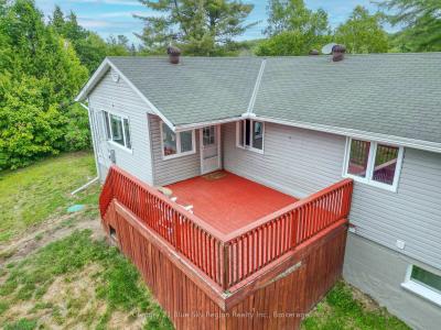 525 MAPLE ROAD, Bonfield, 安大略省 P0H 1E0, 加拿大