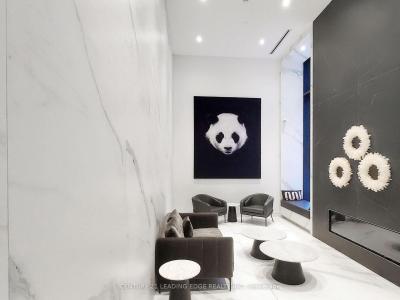 20 EDWARD STREET, Toronto, Ontario M5G 0C5, Canada