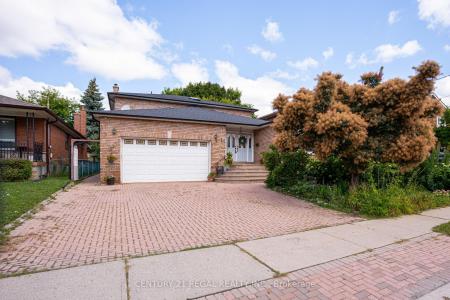 52 RANEE AVENUE, Toronto, Ontario M6A 1M9, Canada