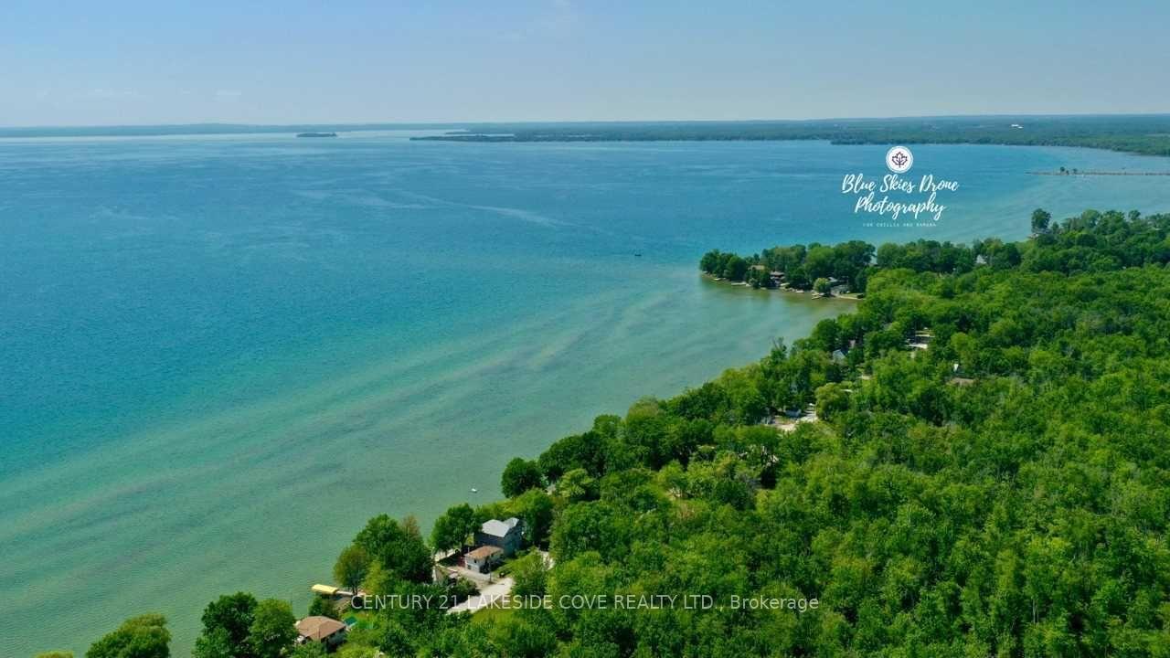 2592 LAKESHORE DRIVE, Ramara, 安大略省 L0K 1B0, 加拿大