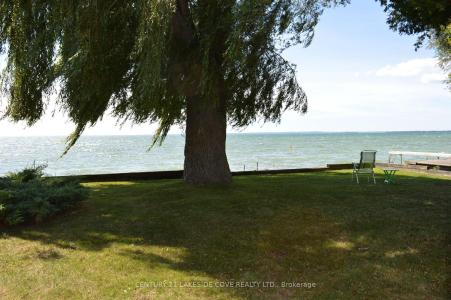 2592 LAKESHORE DRIVE, Ramara, 安大略省 L0K 1B0, 加拿大