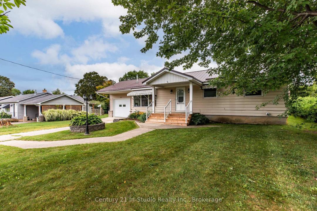 371 HUNTER STREET, South Bruce Peninsula, 온타리오주 N0H 2T0, 캐나다