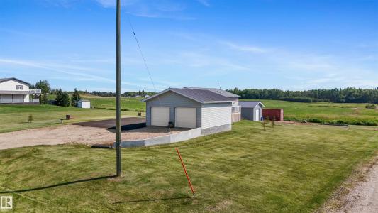 5049 50A AVENUE, Rural Brazeau County, Alberta T0C 1W0, Canada