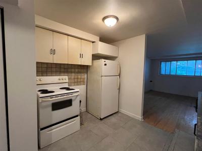 8633 Rue Birnam, Montréal (Villeray/Saint-Michel/Parc-Extension), Quebec H3N 2V4, Kanada