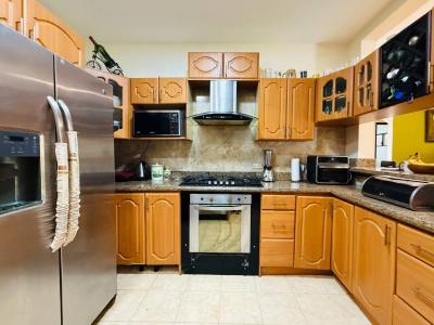 Colón Mora, San José 10701, 哥斯達尼加