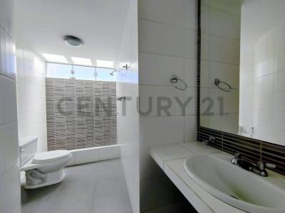 Calle Los Arce Casa F - Residencial Monteflor II , Arequipa, Arequipa 00001, ペルー