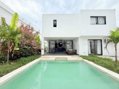 Calle 14 esquina Calle 20 y 35 335,, Mérida, Yucatan 97210, Mexico