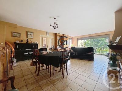 Gagny, Isla De Francia 93220, Francia