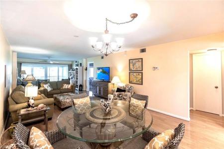 185 Penny LN 3122, NAPLES, 佛羅里達州 34112, 美國