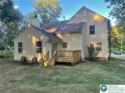2146 Bedford Drive, Lehman Twp, Pennsylvania 18324, USA