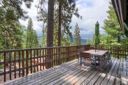 7497 Yosemite Park Way, Yosemite West, California 95389