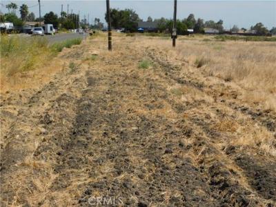 21477 Reynolds Avenue, Dos Palos, California 93620, USA