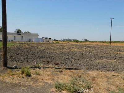 21477 Reynolds Avenue, Dos Palos, California 93620