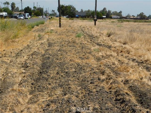 W Almond, Dos Palos, California 93602