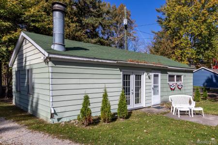 81 S Black River Road, Waverly Township, Michigan 49765, Estados Unidos