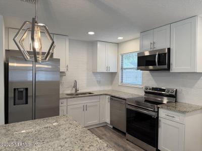 7262 Kivler Drive, Jacksonville, פלורידה 32210, ארצות הברית של אמריקה