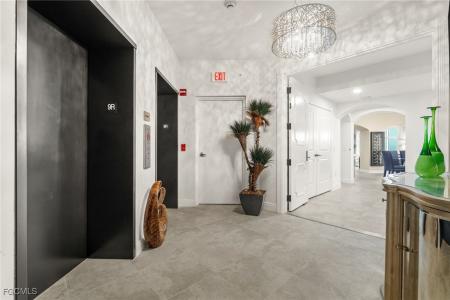 6061 Silver King Boulevard , 906, Cape Coral, フロリダ 33914, アメリカ合衆国