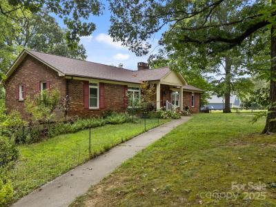 240 Skysail Road, Salisbury, شمال كارولينا 28146, الولايات المتحدة