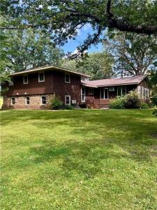 6312 230th Street, Saint Augusta, Minnesota 56301, HOA KỲ