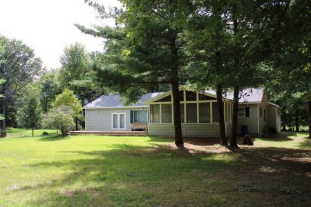5892 S Carrigan Drive, Newaygo, Michigan 49337, États-Unis