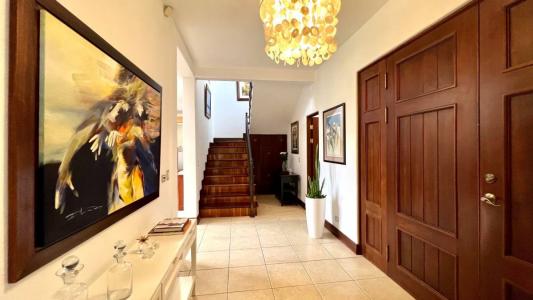 hacienda real , Piedades Santa Ana, San José 00001, Costa Rica