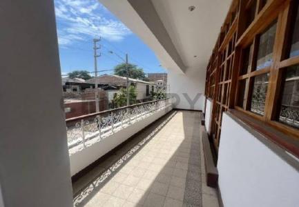 JR.AYACUCHO , Piura, Piura 00001, Peru