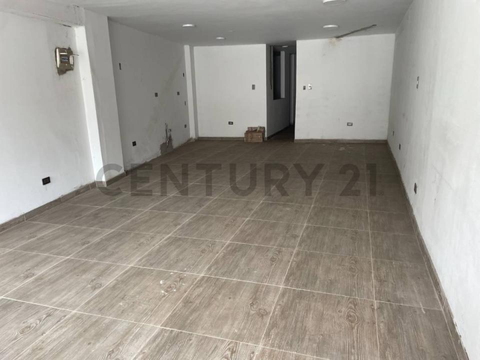 en Lote 15 Mz B-1 b-1, Lima, Lima 00001, Peru