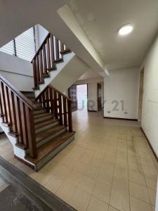 principal 12, Caracas, Miranda 00001, Venezuela