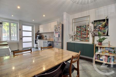 Montluel, Ródano-Alpes 01120, Francia