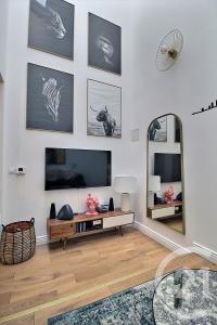 Montluel, Rhône-Alpes 01120, France