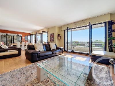 Suresnes, Ilha De França 92150, França