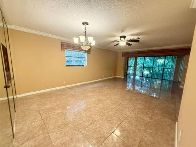 4215 NW 22nd St #2117, Coconut Creek, Florida 33066, Estados Unidos