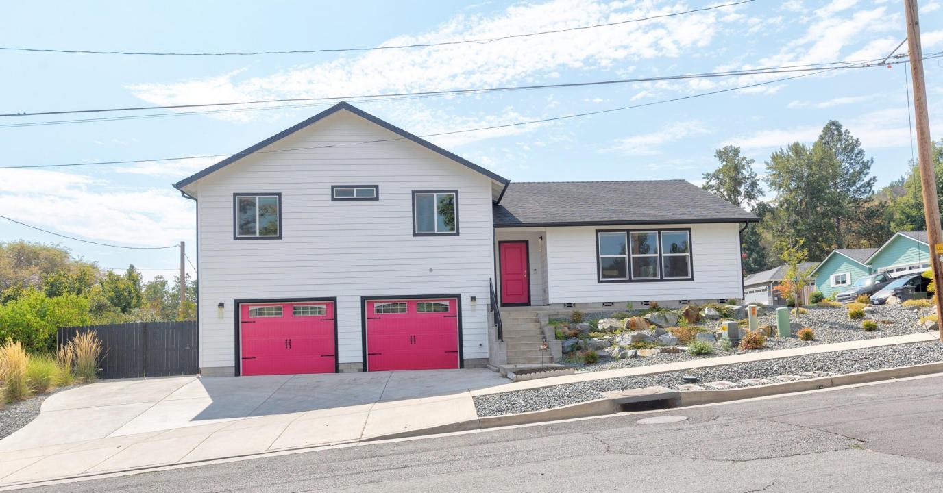 1799 Daffodil Lane, Grants Pass, 俄勒冈州 97526, 美国