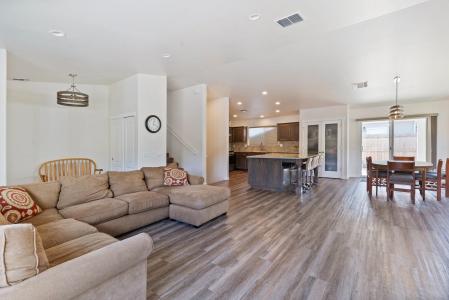 1799 Daffodil Lane, Grants Pass, 俄勒冈州 97526, 美国