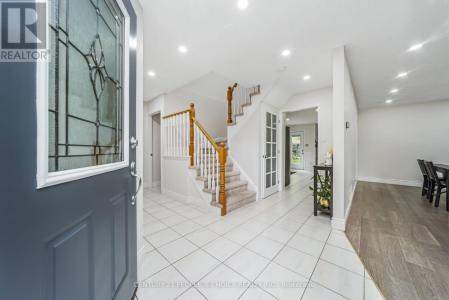 10 HILLGARDEN DRIVE, Hamilton (stoney Creek), אונטריו L8J 2S4, קנדה