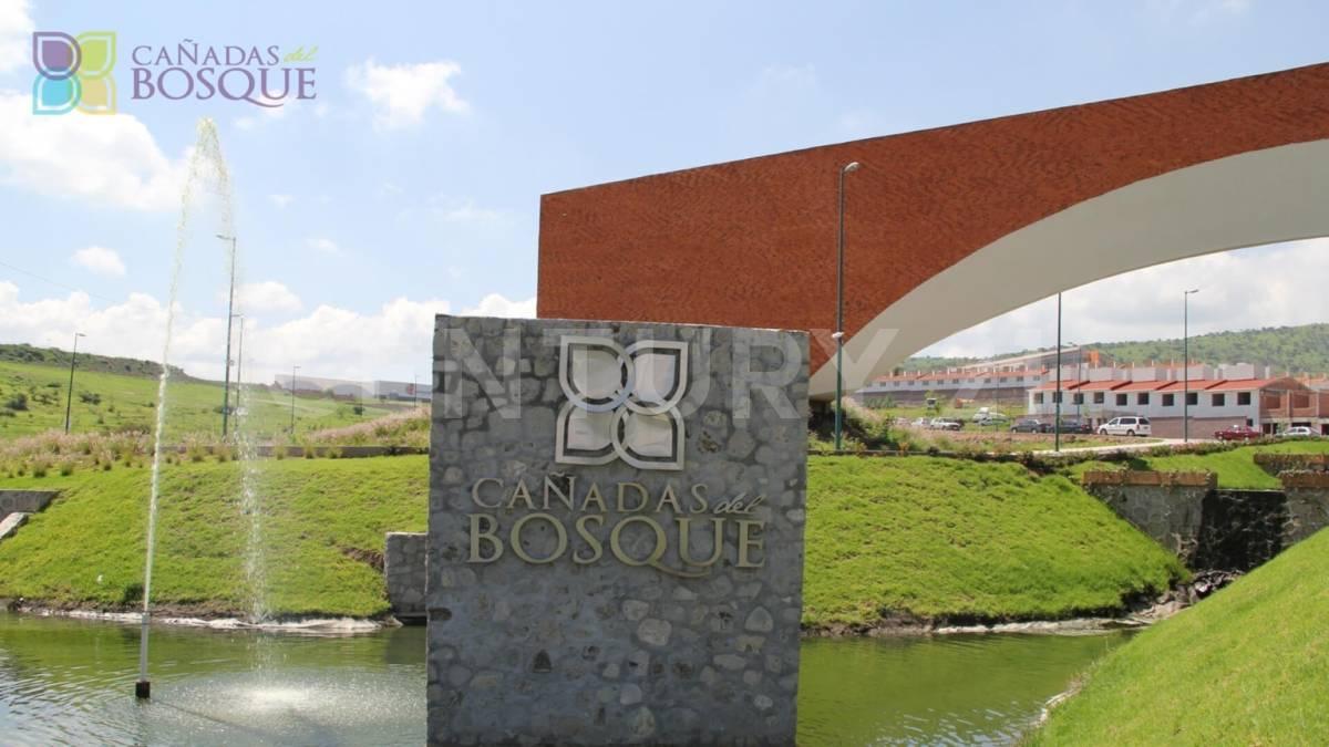 Circuito Cañadas del Bosque SN,, Morelia, Michoacán 58200, 墨西哥